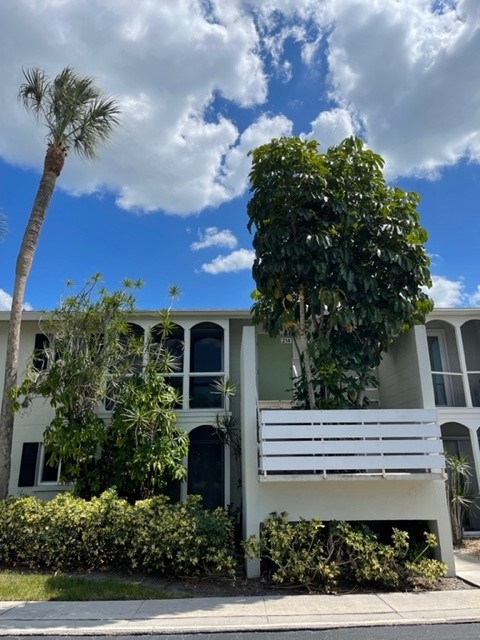 2304 Ringling Blvd #214