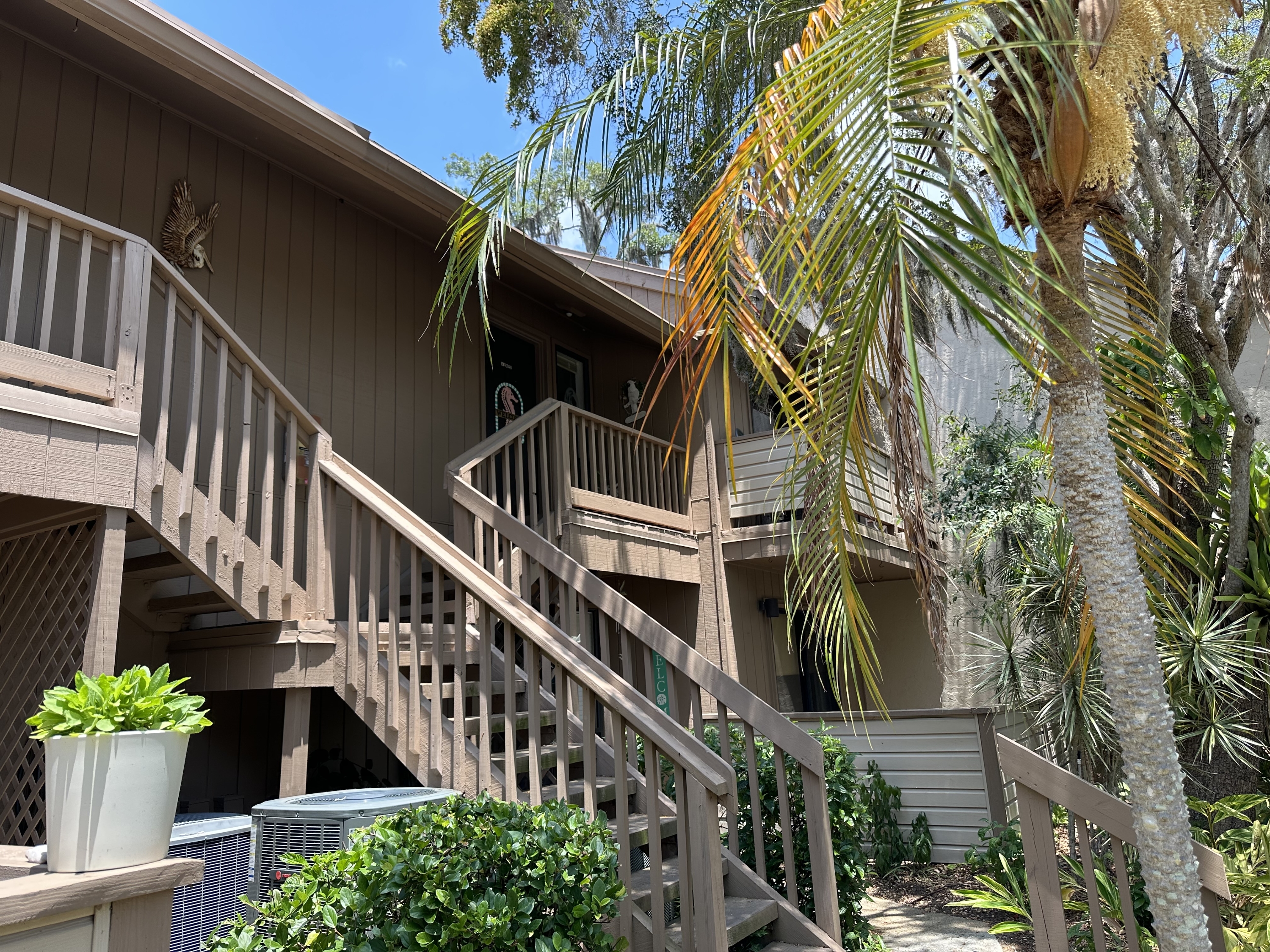 1647 Brookhouse Court #BR246