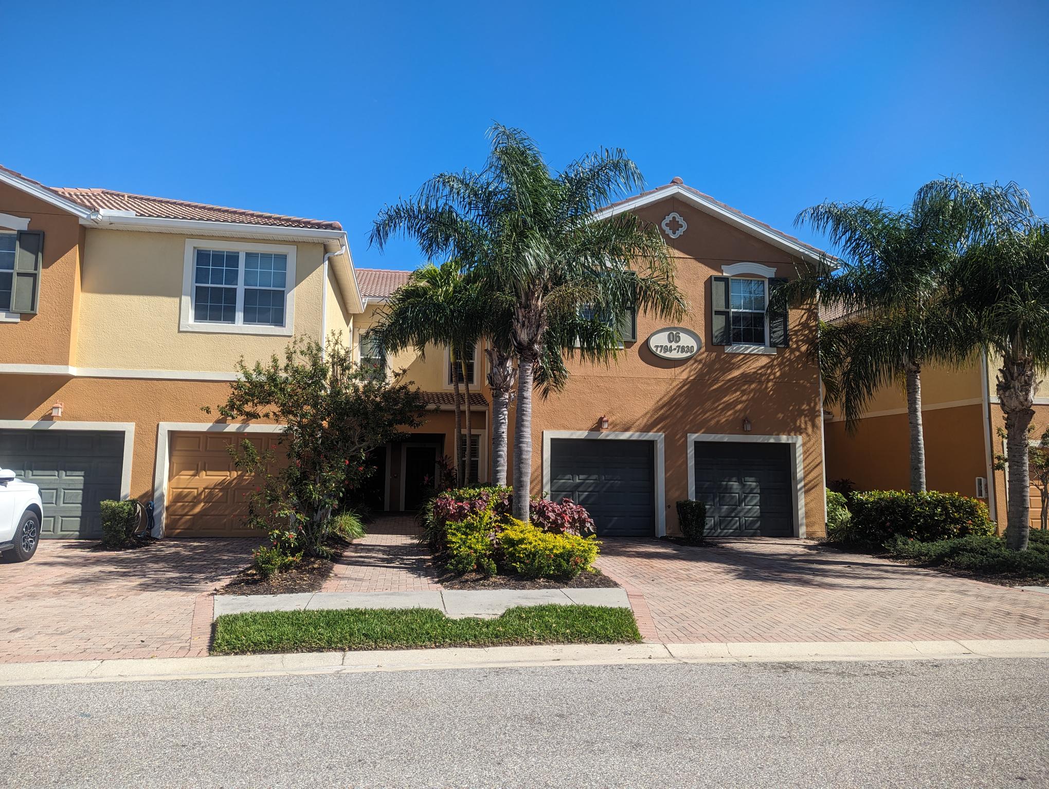 7810 Moonstone Drive - 1