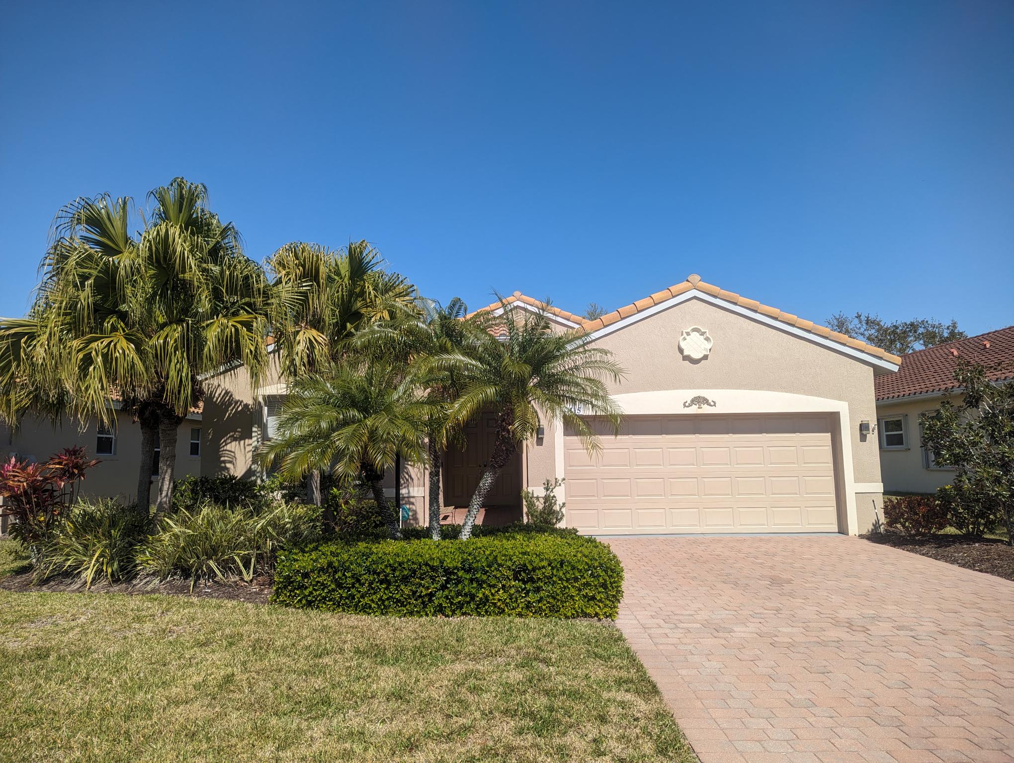 4115 63rd Terrace East
